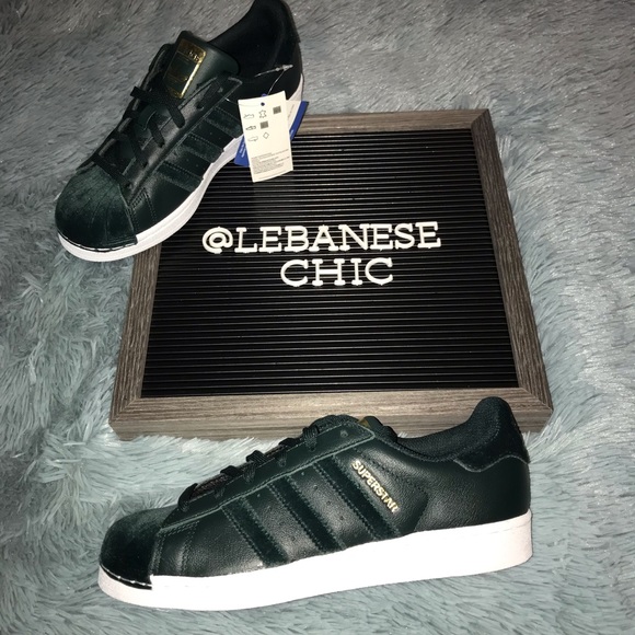 LAST ONE!! New Size 7.5 Adidas Velvet Superstars - Picture 3 of 5
